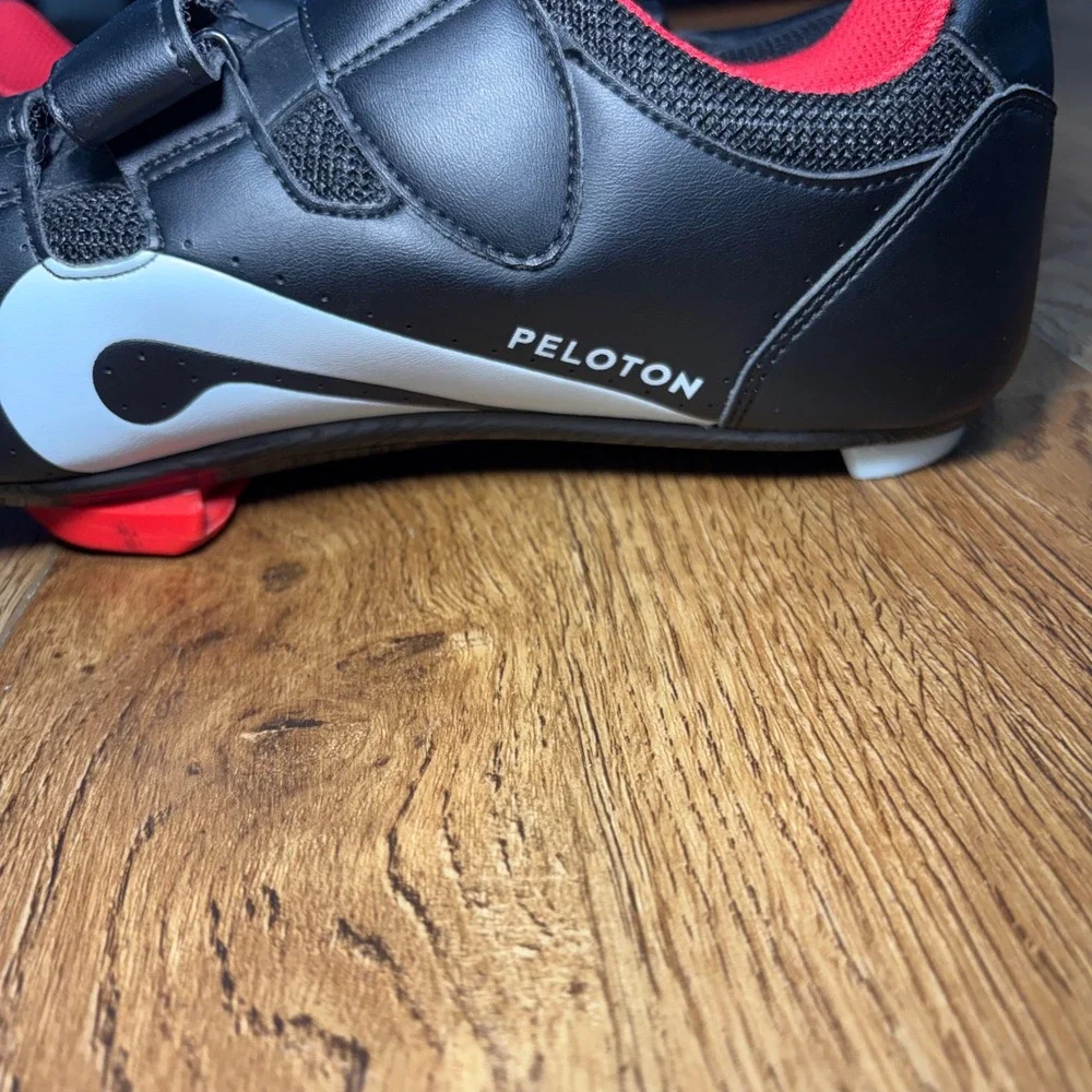 Peloton Cycling Shoes Black Red Size 43 Delta Cleats Mens US 10 Women's US 12‎